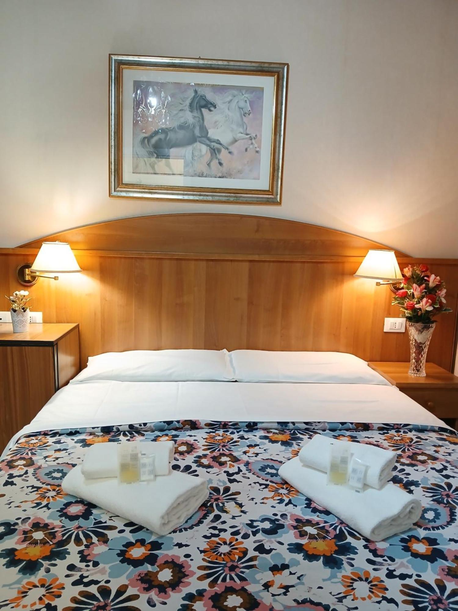 Nahid Accommodation Roma Exterior foto
